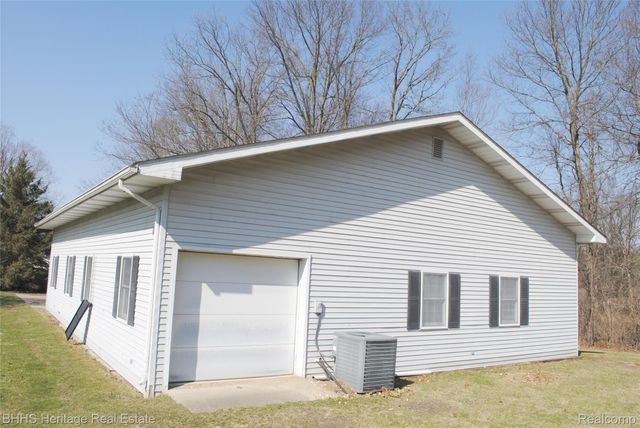 4450 Golf Club Road, Genoa Township, MI 48843