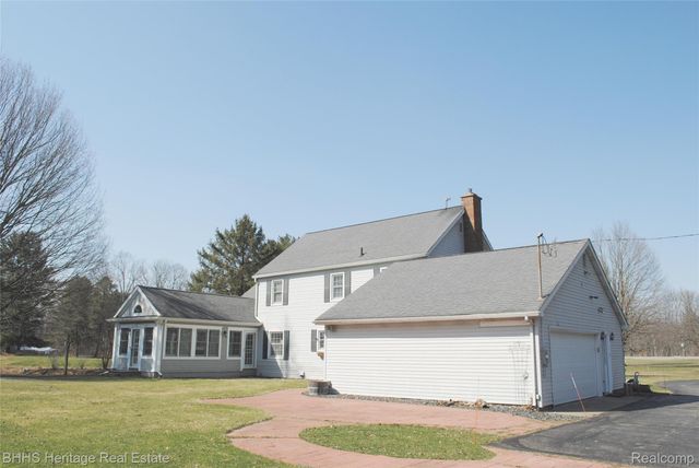 4450 Golf Club Road, Genoa Township, MI 48843