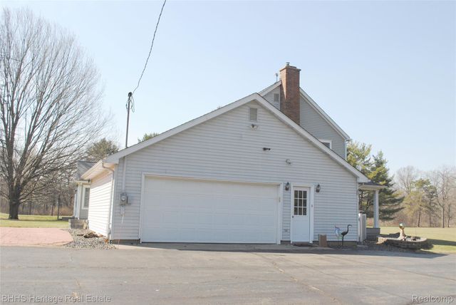 4450 Golf Club Road, Genoa Township, MI 48843