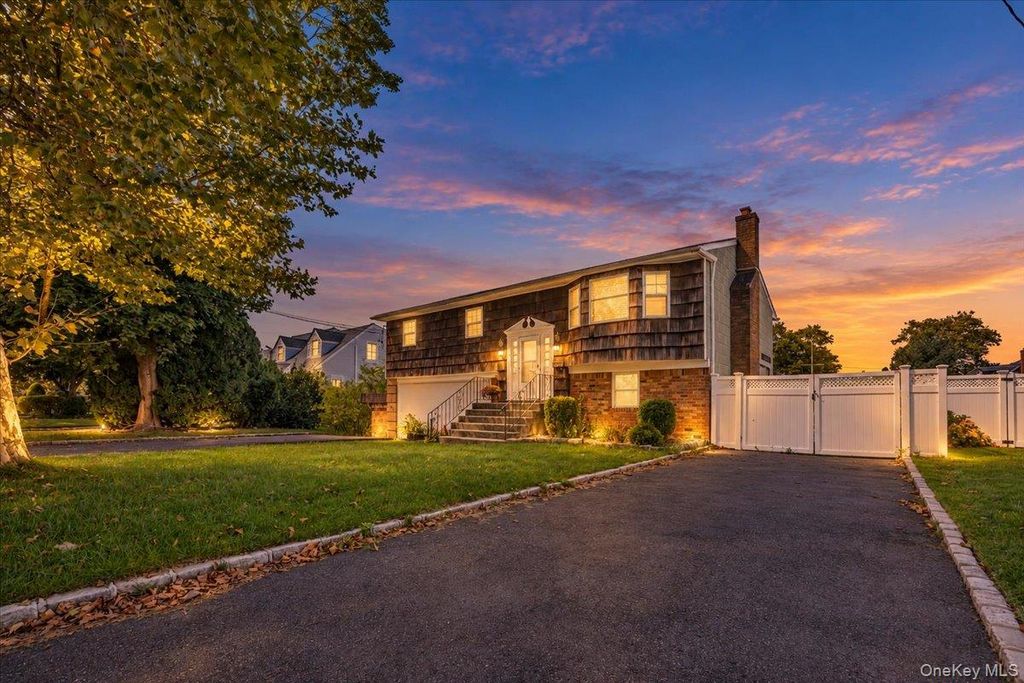 5 Central Avenue, Amityville, NY 11701 — photo 2