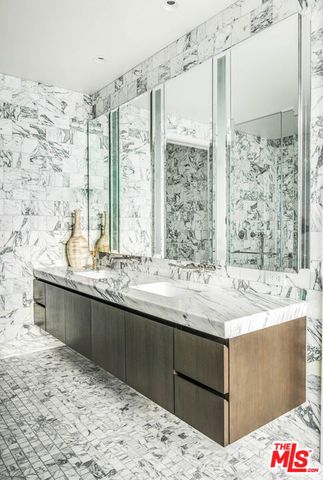 8420 W Sunset Boulevard 608, West Hollywood, CA 90069