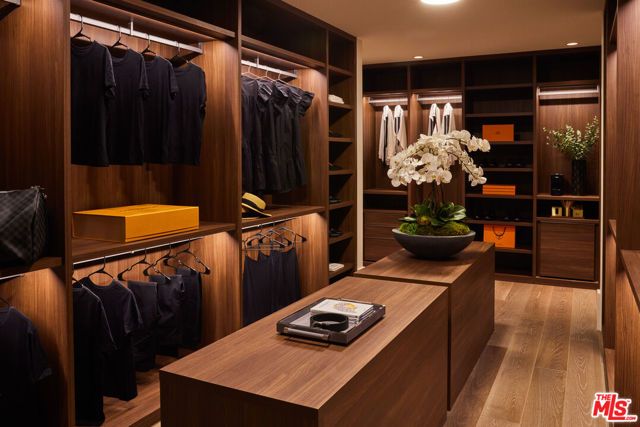 8420 W Sunset Boulevard 608, West Hollywood, CA 90069