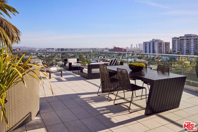 8420 W Sunset Boulevard 608, West Hollywood, CA 90069