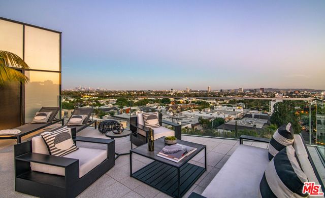 8420 W Sunset Boulevard 608, West Hollywood, CA 90069