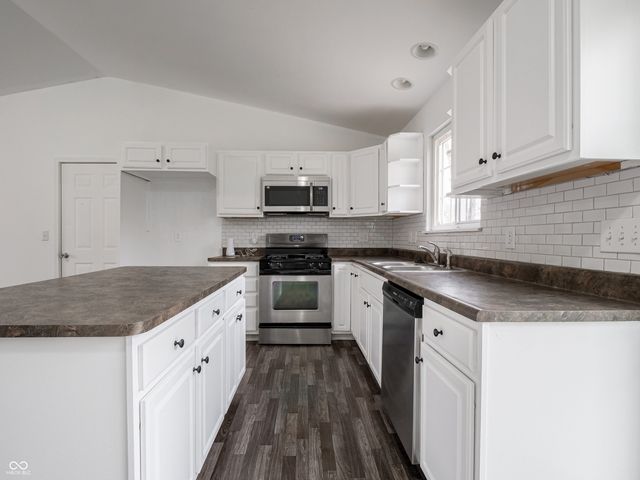 7639 Hoyt Avenue, Indianapolis, IN 46239