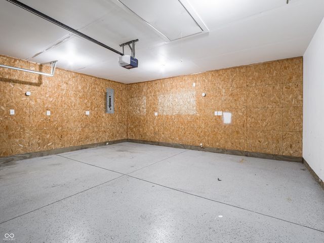 7639 Hoyt Avenue, Indianapolis, IN 46239