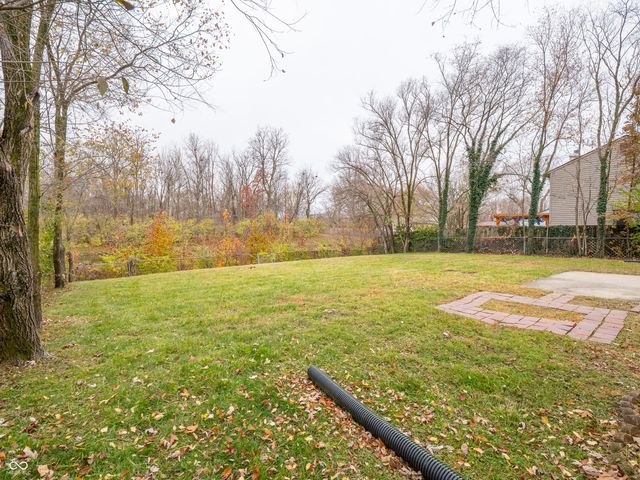 7639 Hoyt Avenue, Indianapolis, IN 46239