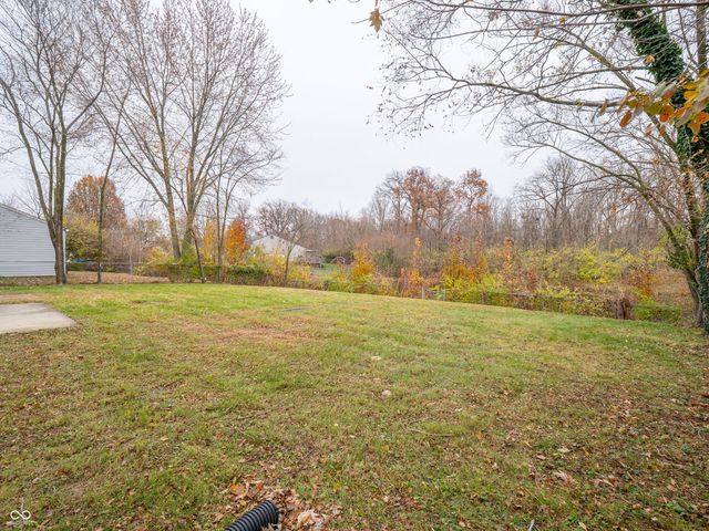 7639 Hoyt Avenue, Indianapolis, IN 46239