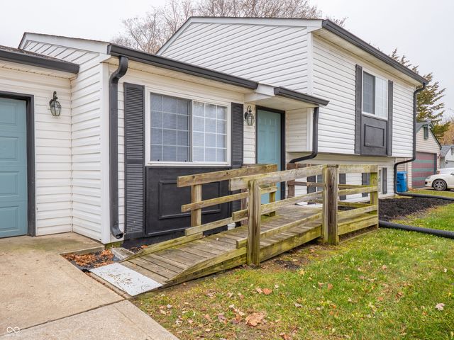 7639 Hoyt Avenue, Indianapolis, IN 46239