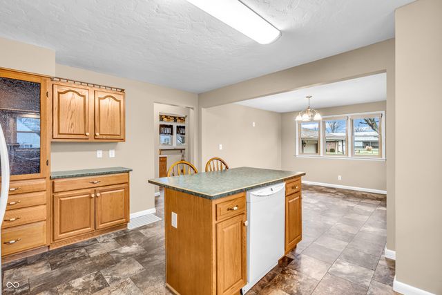 1485 E Us Highway 40, Brazil, IN 47834