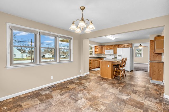 1485 E Us Highway 40, Brazil, IN 47834