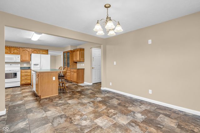 1485 E Us Highway 40, Brazil, IN 47834