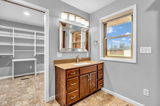 1485 E Us Highway 40, Brazil, IN 47834