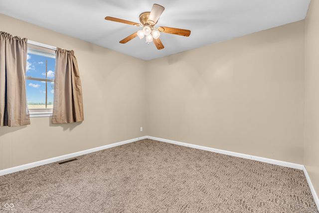 1485 E Us Highway 40, Brazil, IN 47834