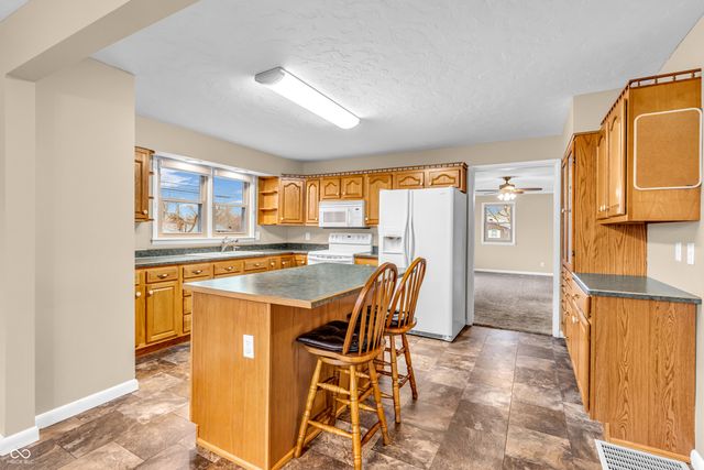 1485 E Us Highway 40, Brazil, IN 47834