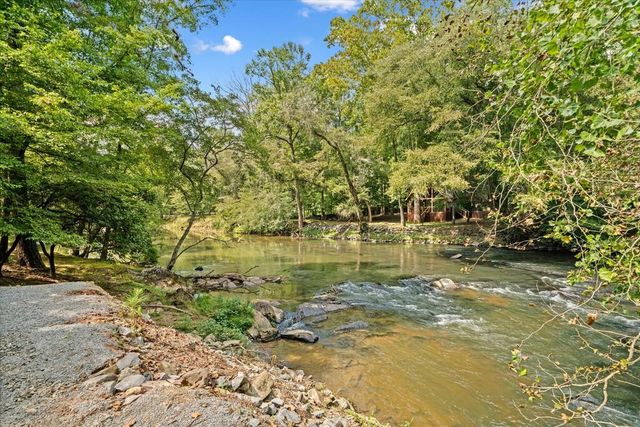 126 Addle Way, Ellijay, GA 30540