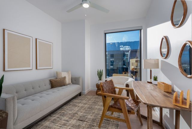 1212 Demonbreun St B1, Nashville, TN 37203