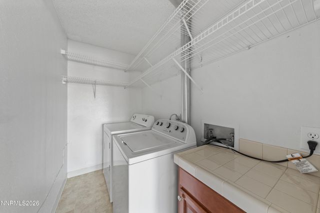 3942 Clear Acre Lane APT 241, Reno, NV 89512