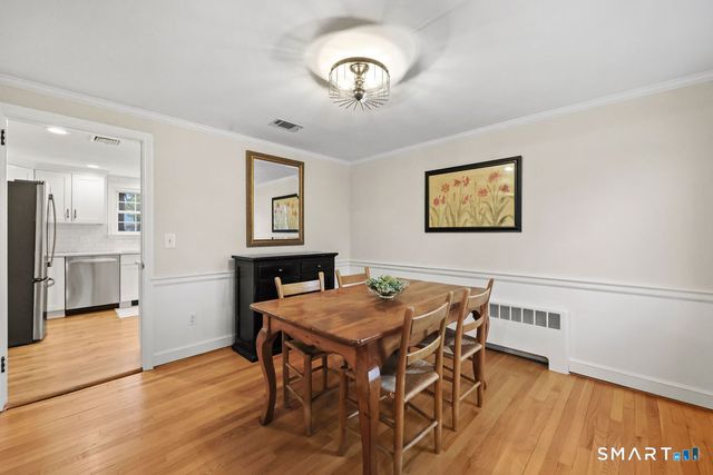 33 Trotwood Drive, West Hartford, CT 06117