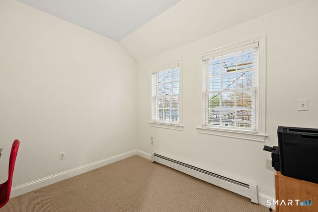 33 Trotwood Drive, West Hartford, CT 06117