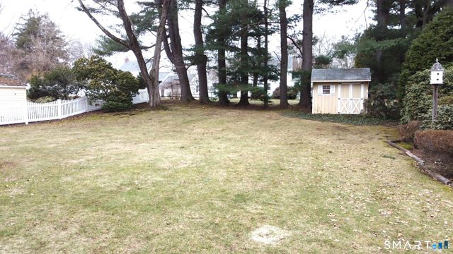 33 Trotwood Drive, West Hartford, CT 06117