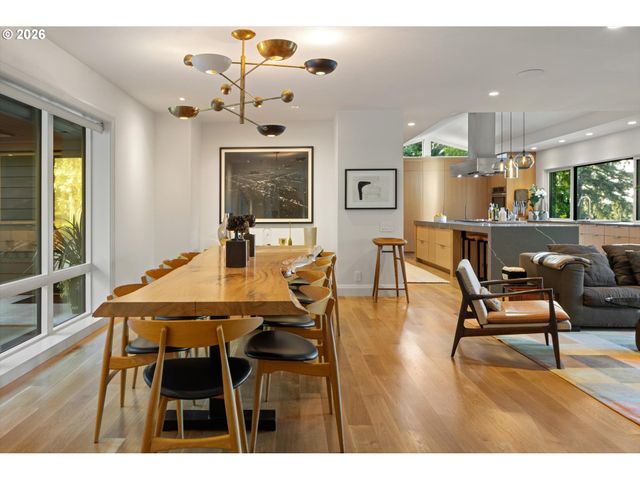 2627 PARK Rd, Lake Oswego, OR 97034