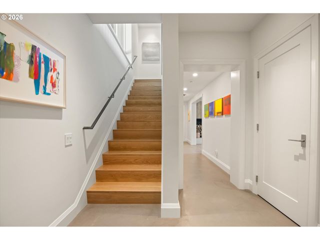 2627 PARK Rd, Lake Oswego, OR 97034