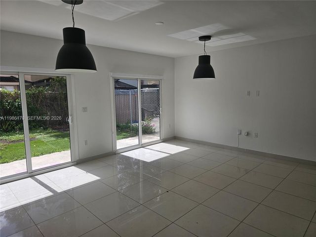 13660 SW 260th St, Homestead, FL 33032