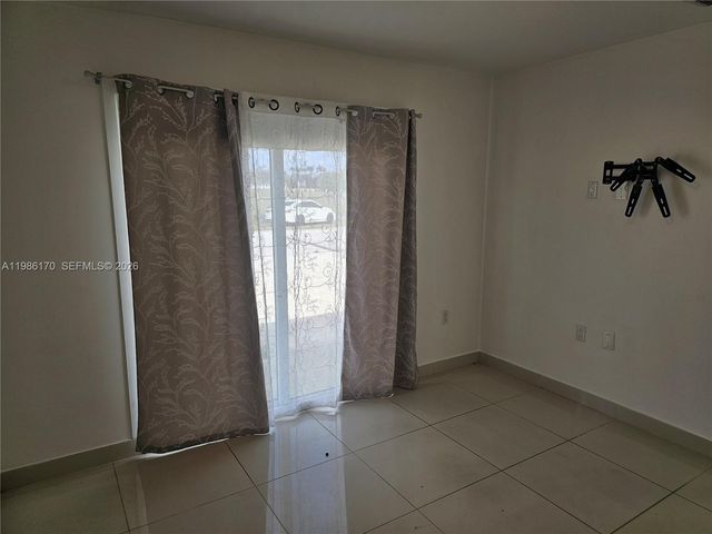 13660 SW 260th St, Homestead, FL 33032