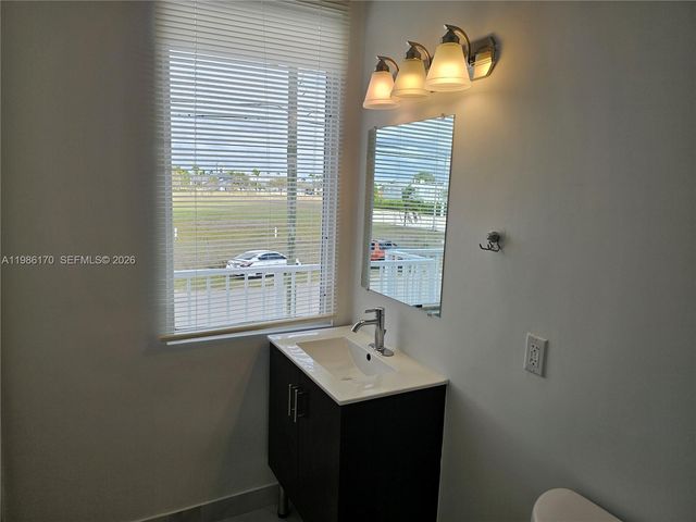 13660 SW 260th St, Homestead, FL 33032