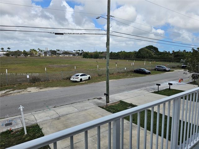 13660 SW 260th St, Homestead, FL 33032