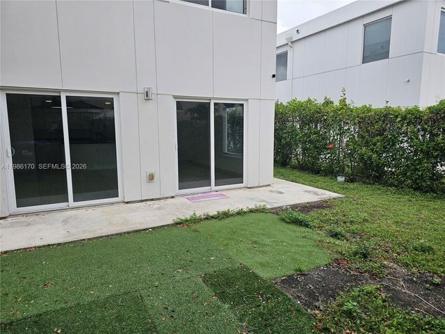 13660 SW 260th St, Homestead, FL 33032