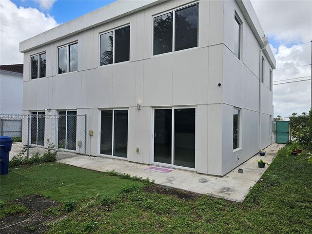 13660 SW 260th St, Homestead, FL 33032