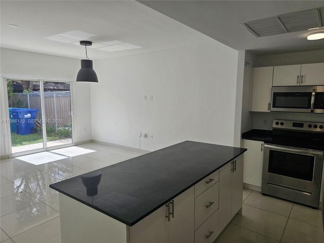 13660 SW 260th St, Homestead, FL 33032