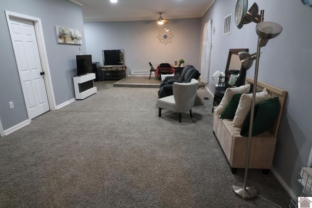 175 jefferson, Cadiz, KY 42211