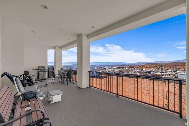 927 N GRAND HEIGHTS DR, St. George, UT 84770