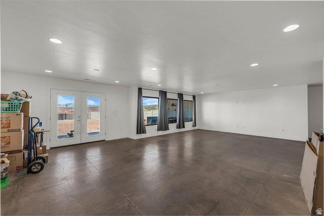 927 N GRAND HEIGHTS DR, St. George, UT 84770