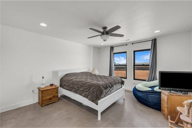 927 N GRAND HEIGHTS DR, St. George, UT 84770