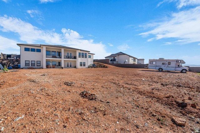 927 N GRAND HEIGHTS DR, St. George, UT 84770