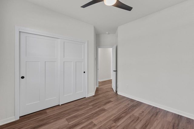 10915 W Wisconsin AVENUE, Wauwatosa, WI 53226