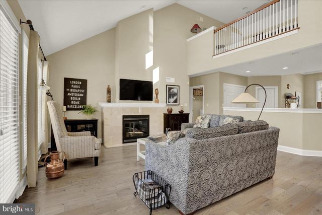 504 NURSERY DR S, Mechanicsburg, PA 17055