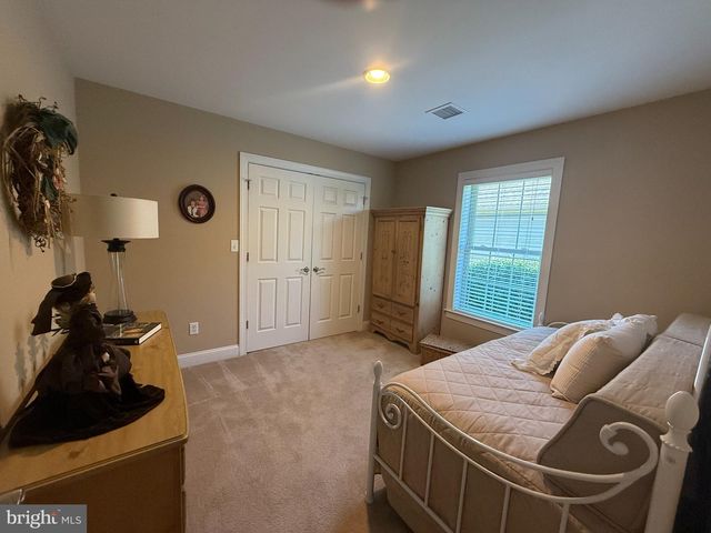 504 NURSERY DR S, Mechanicsburg, PA 17055