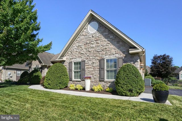 504 NURSERY DR S, Mechanicsburg, PA 17055