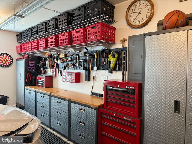 504 NURSERY DR S, Mechanicsburg, PA 17055