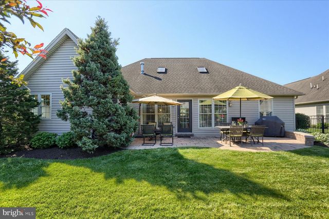 504 NURSERY DR S, Mechanicsburg, PA 17055