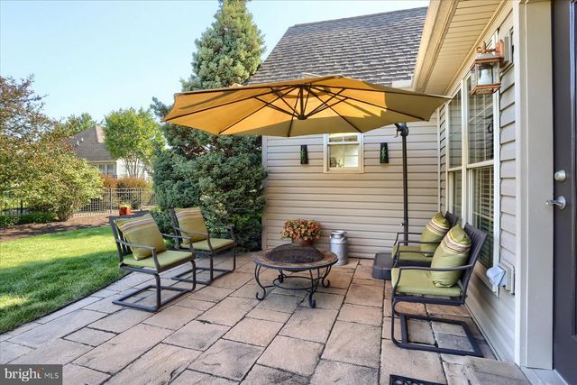 504 NURSERY DR S, Mechanicsburg, PA 17055