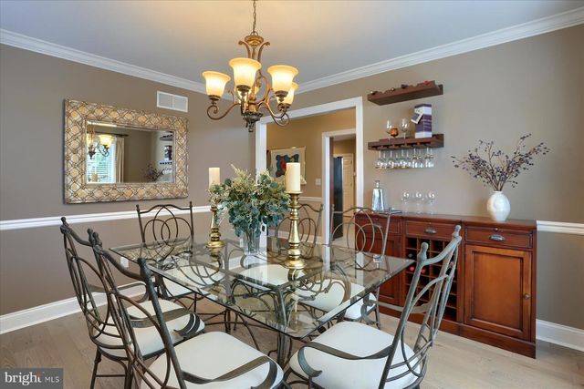 504 NURSERY DR S, Mechanicsburg, PA 17055