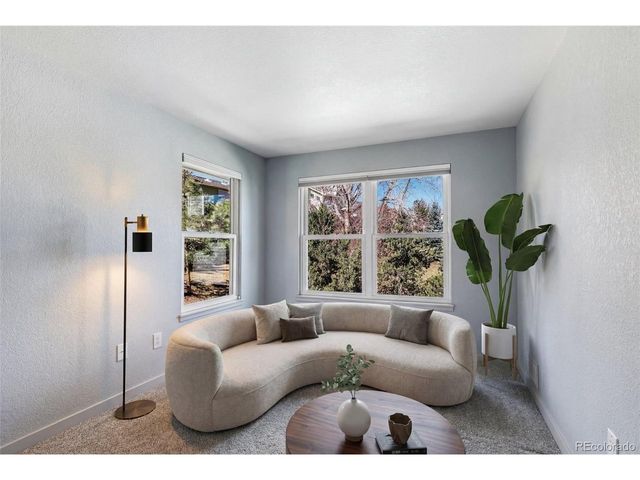 7 Vinca, Littleton, CO 80127