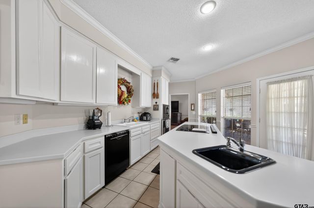 745 Fairmont, Tyler, TX 75701