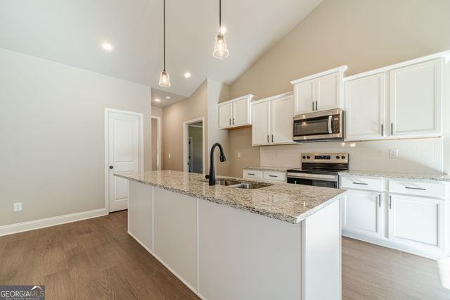 1217 Lew Drive, Monroe, GA 30655